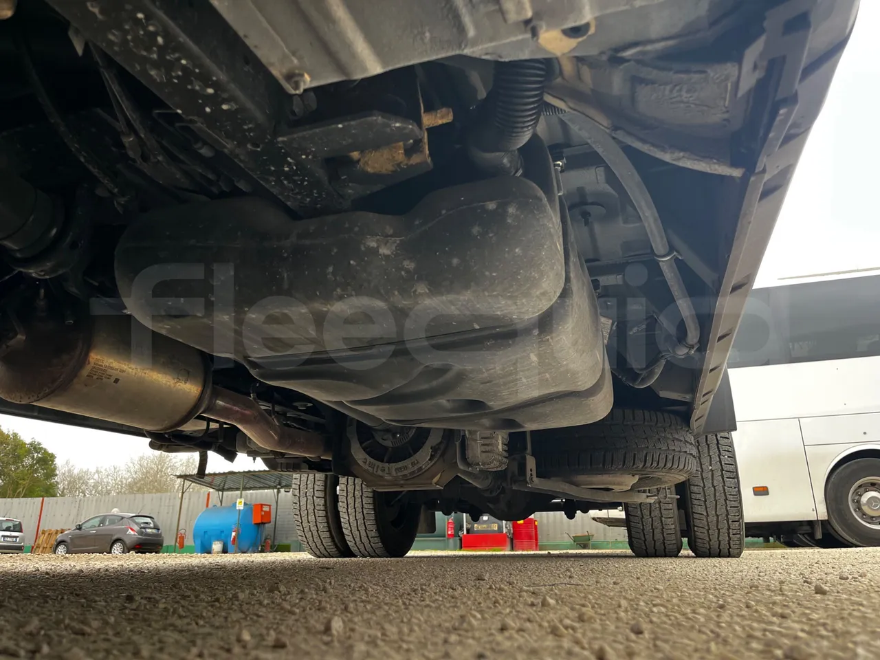Iveco Daily A65C18 - EUR6 - 129kW - 7.686m - central undercarriage photo