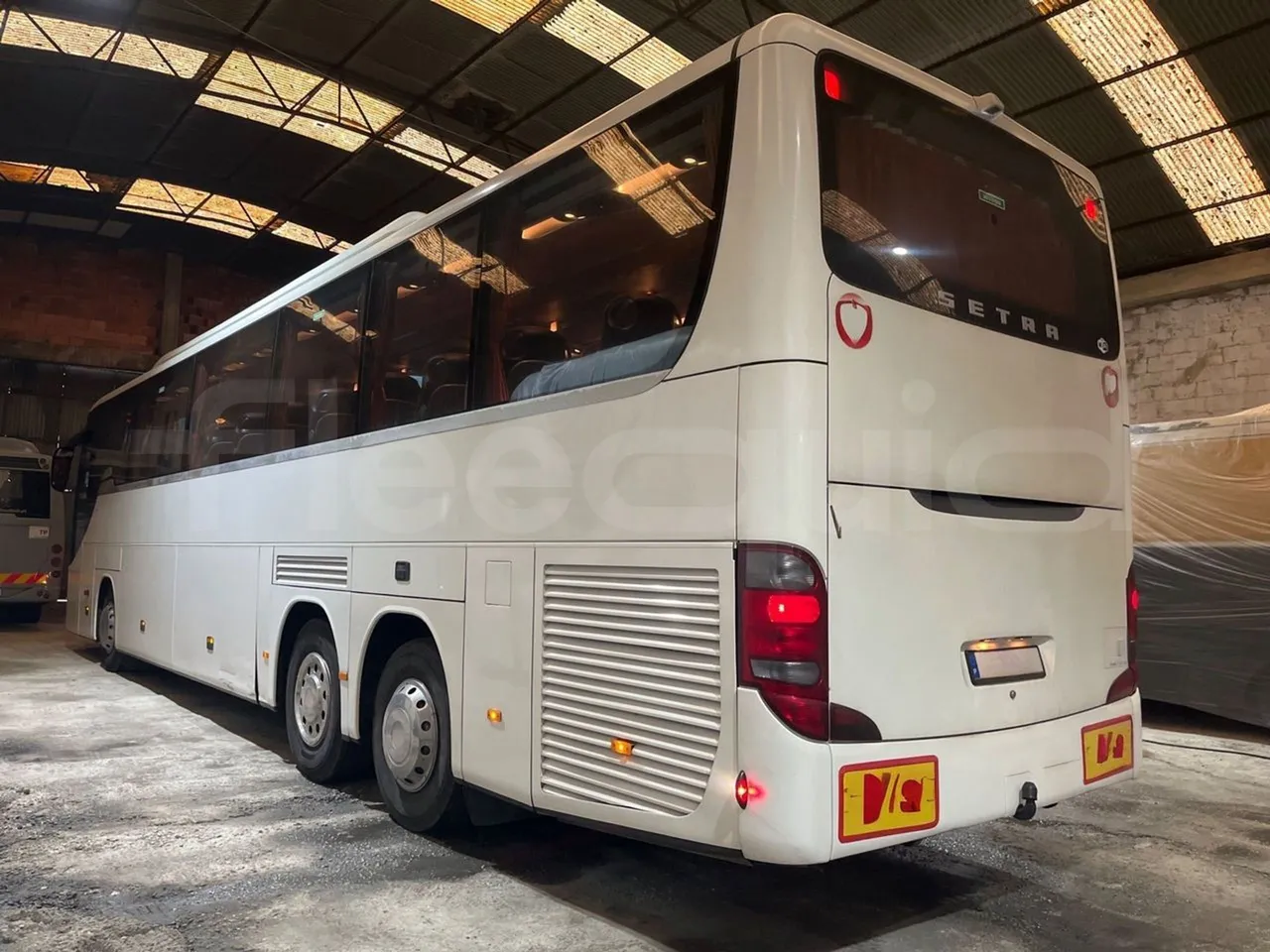Setra S416 GT-HD - Euro5 - 315kW - 13.020mt - 3/4 left rear side