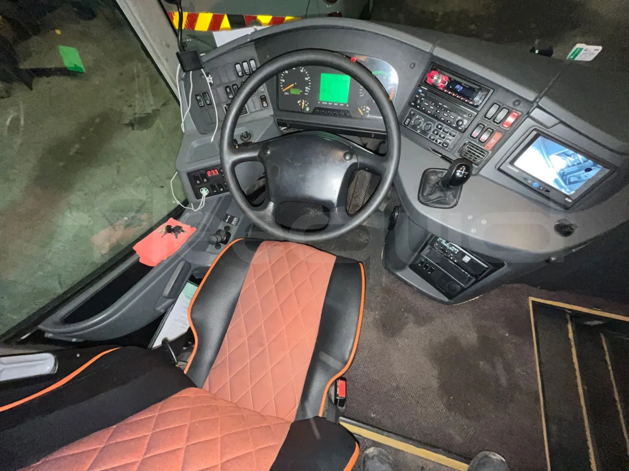 Setra S416 GT-HD - Euro5 - 315kW - 13.020mt - buttons panels on