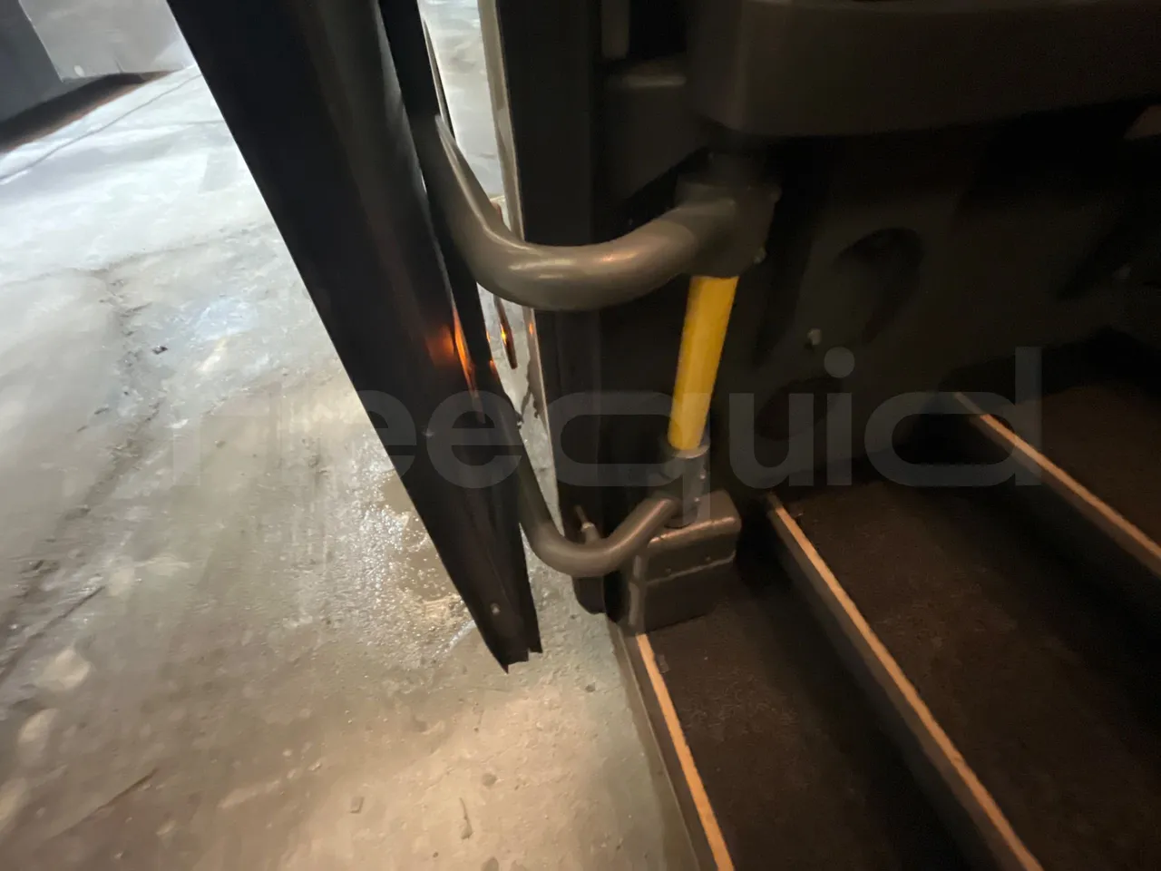 Setra S416 GT-HD - Euro5 - 315kW - 13.020mt - door mechanism photo