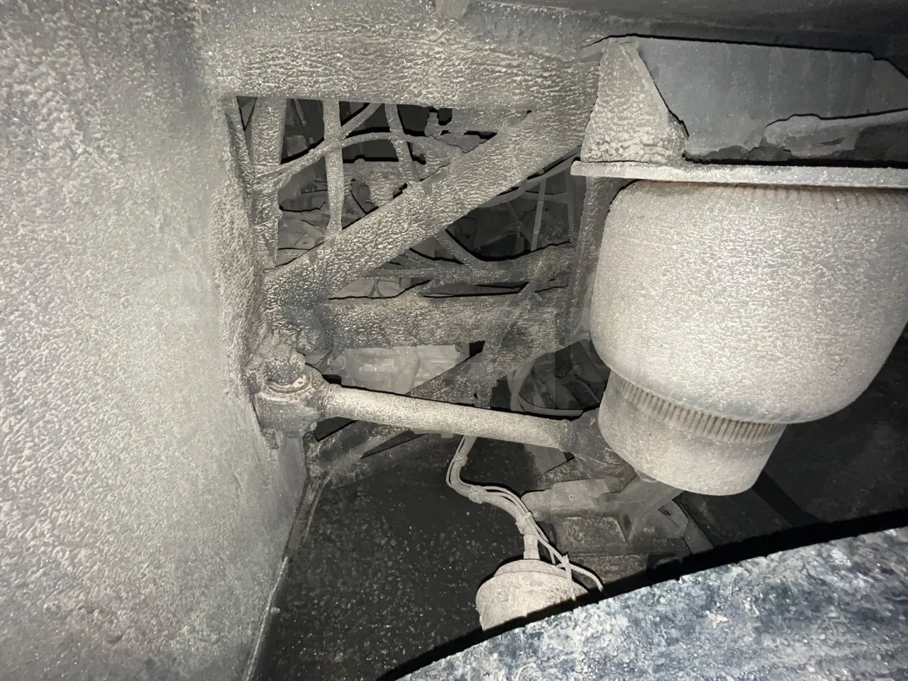 Setra S416 GT-HD - Euro5 - 315kW - 13.020mt - axel 2 leaf spring right