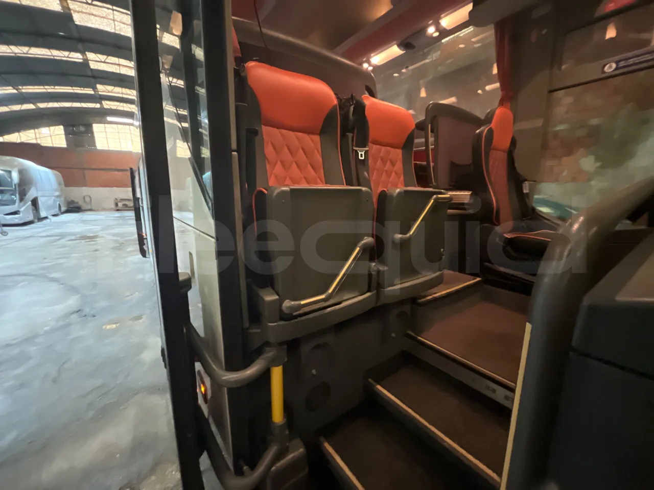 Setra S416 GT-HD - Euro5 - 315kW - 13.020mt - hostess seat photo