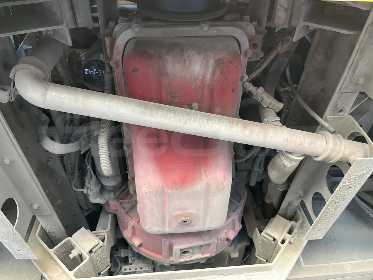 King Long XMQ6800 2AL1AA2B-EUR5-148Kw-7,995m - engine without protection
