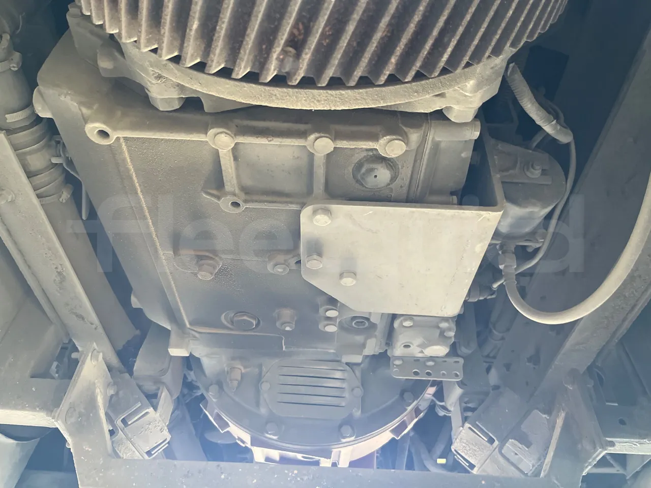 King Long XMQ6800 2AL1AA2B-EUR5-148Kw-7,995m - gearbox photo