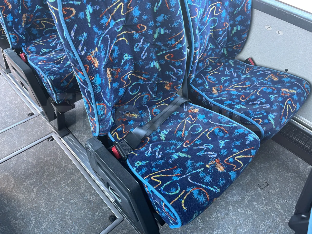 Beulas Man Midistar 11 220HOCL/Euro2 -162Kw-8,665 Mt - central seat safety belt