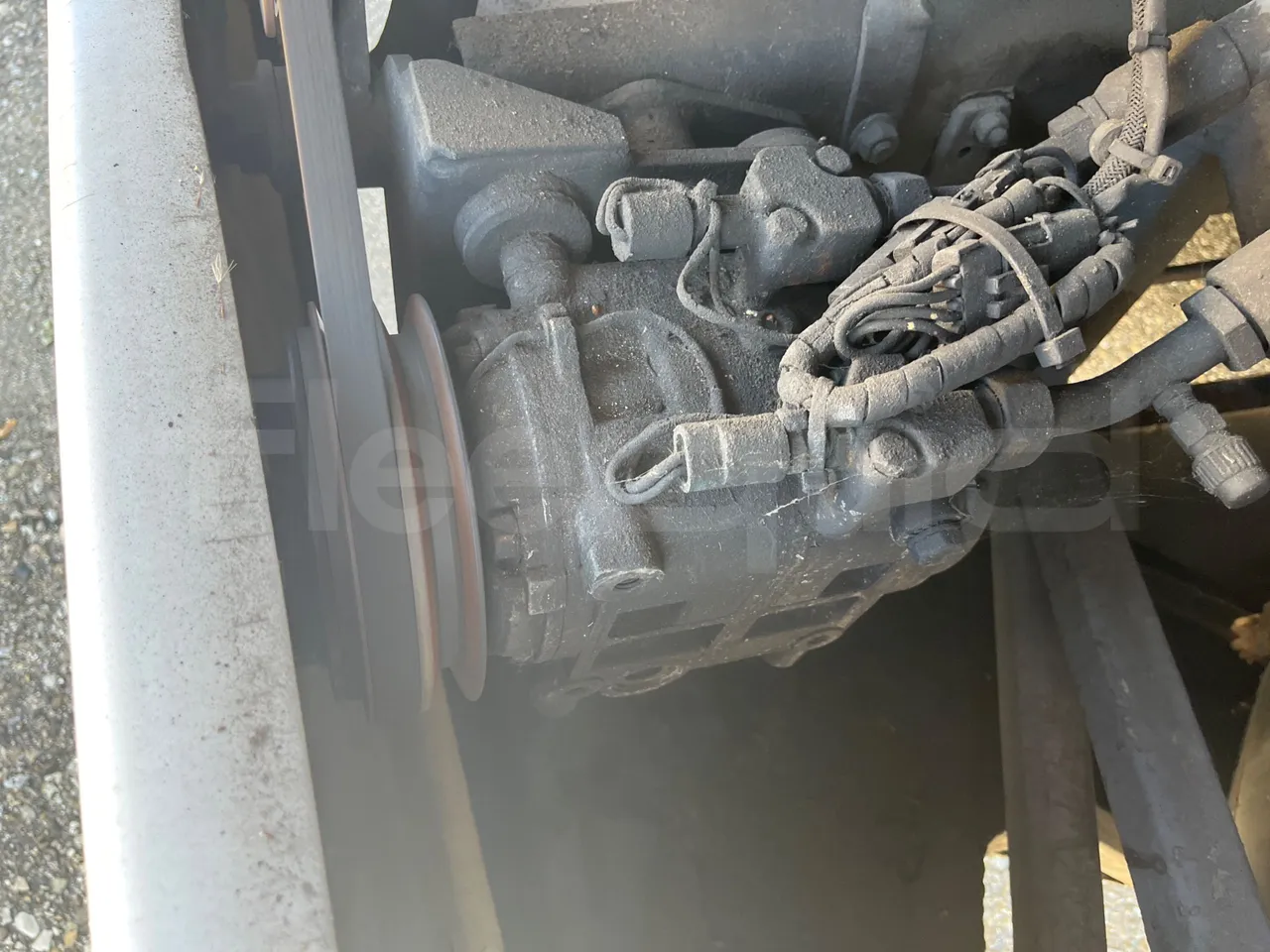 Beulas Man Midistar 11 220HOCL/Euro2 -162Kw-8,665 Mt - air conditioning compressor (mandatory  for bus to scrap)