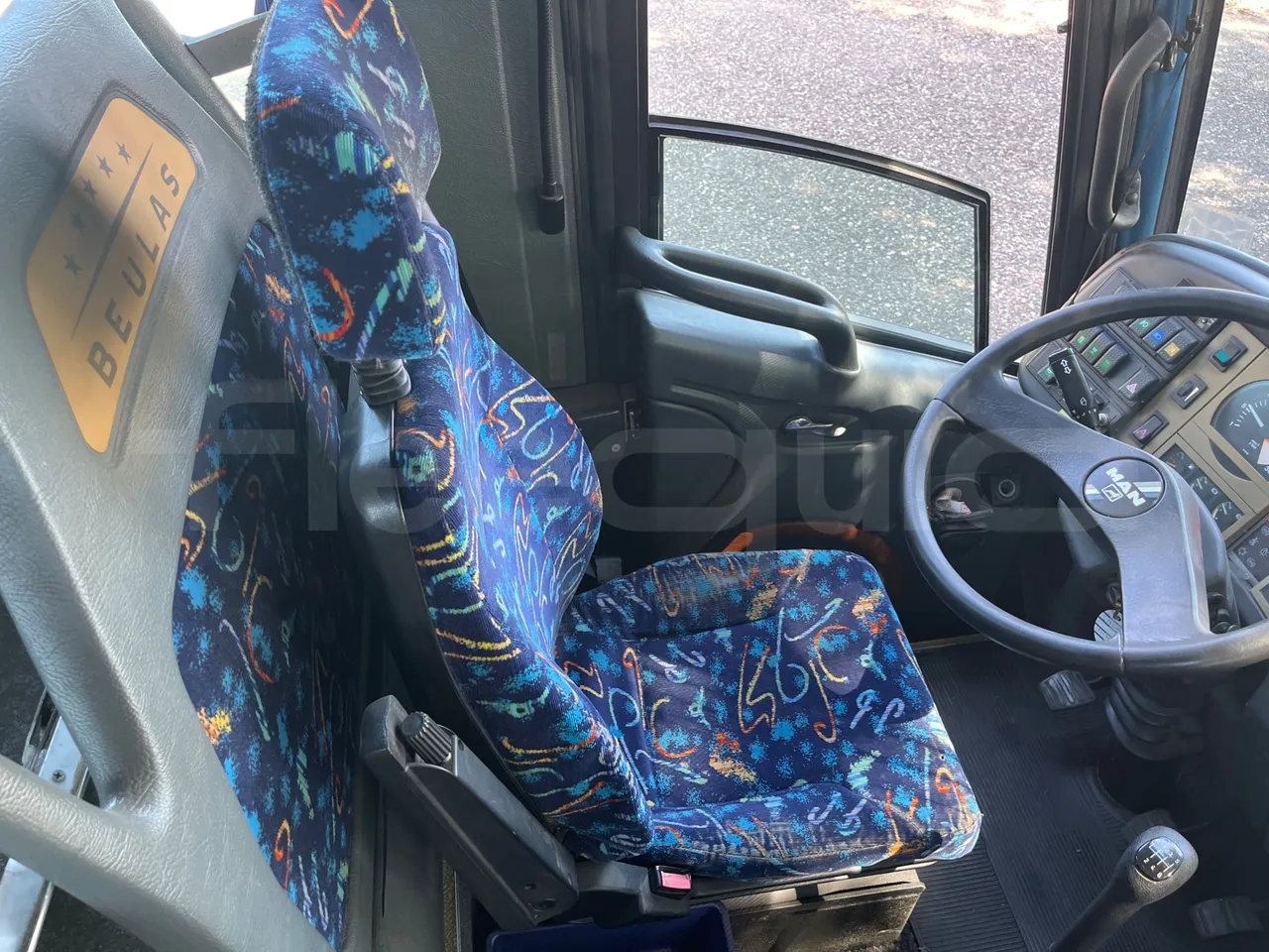 Beulas Man Midistar 11 220HOCL/Euro2 -162Kw-8,665 Mt - driver's seat photo (mandatory for bus to scrap)