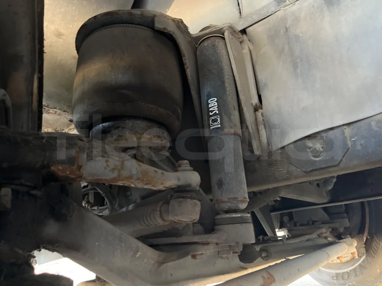 Beulas Man Midistar 11 220HOCL/Euro2 -162Kw-8,665 Mt - front air springs left
