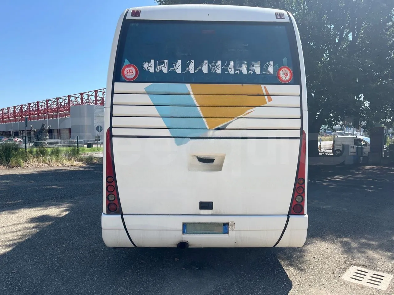 Beulas Man Midistar 11 220HOCL/Euro2 -162Kw-8,665 Mt - rear hatch closed