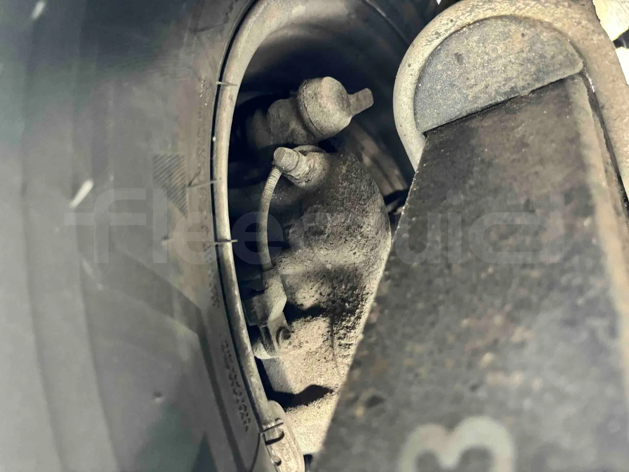 Mercedes-Benz Sprinter - Second Axle Caliper Brakes Right Side