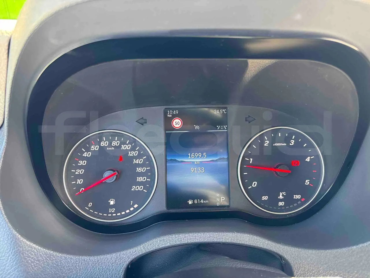 Mercedes-Benz Sprinter - Dashboard Engine On