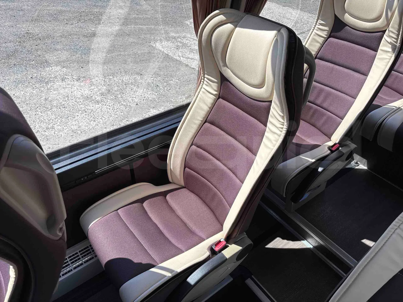 Mercedes-Benz Sprinter - Seats