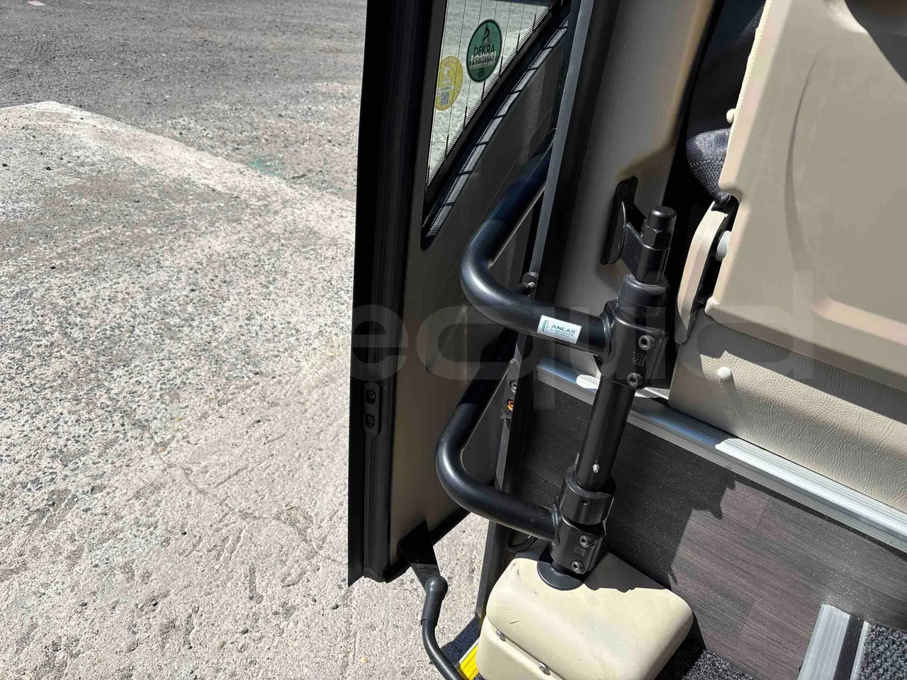 Mercedes-Benz Sprinter - Door Mechanism