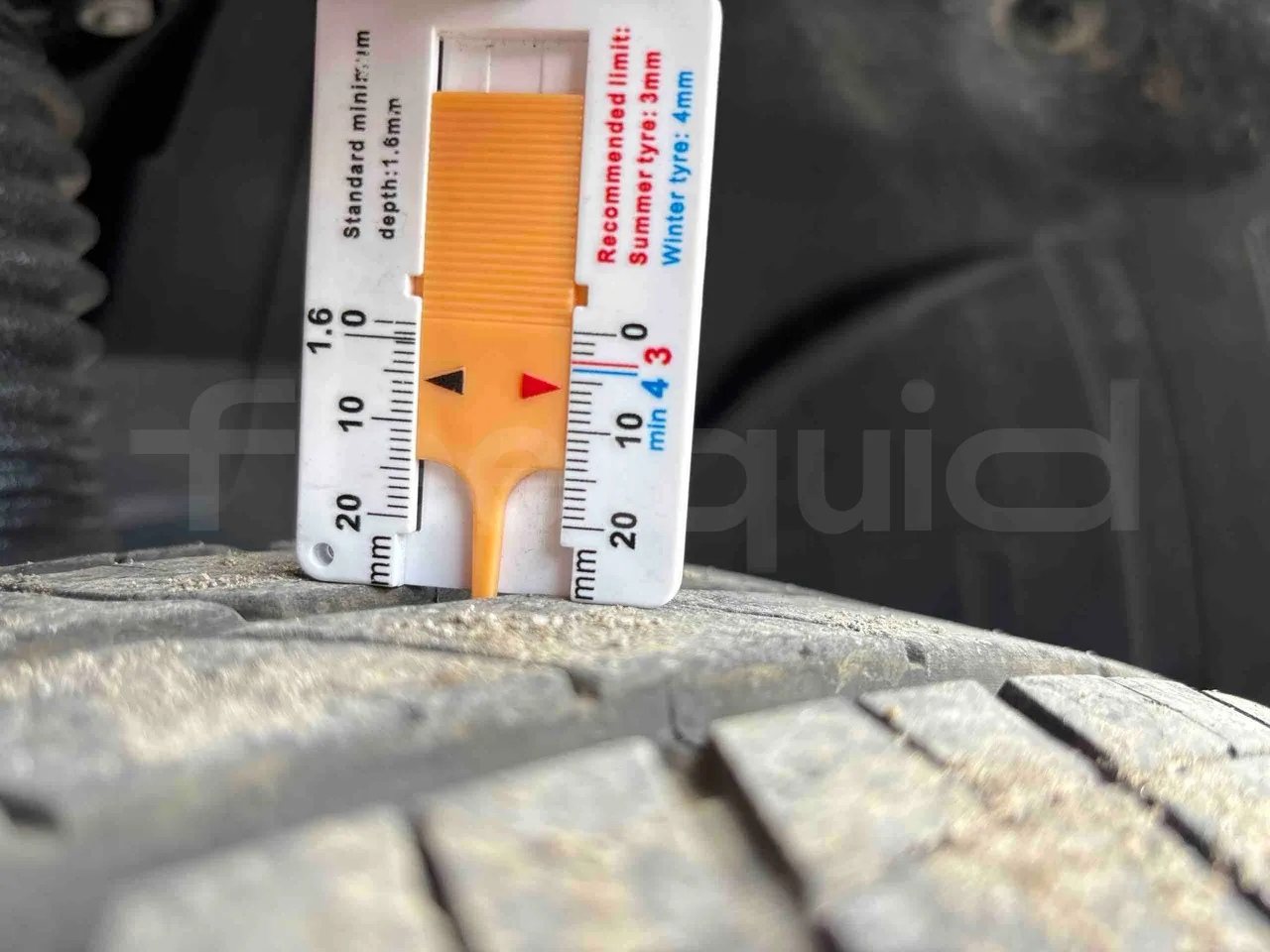 Mercedes-Benz Sprinter - Second Axle Left Side: Complete Wheel
