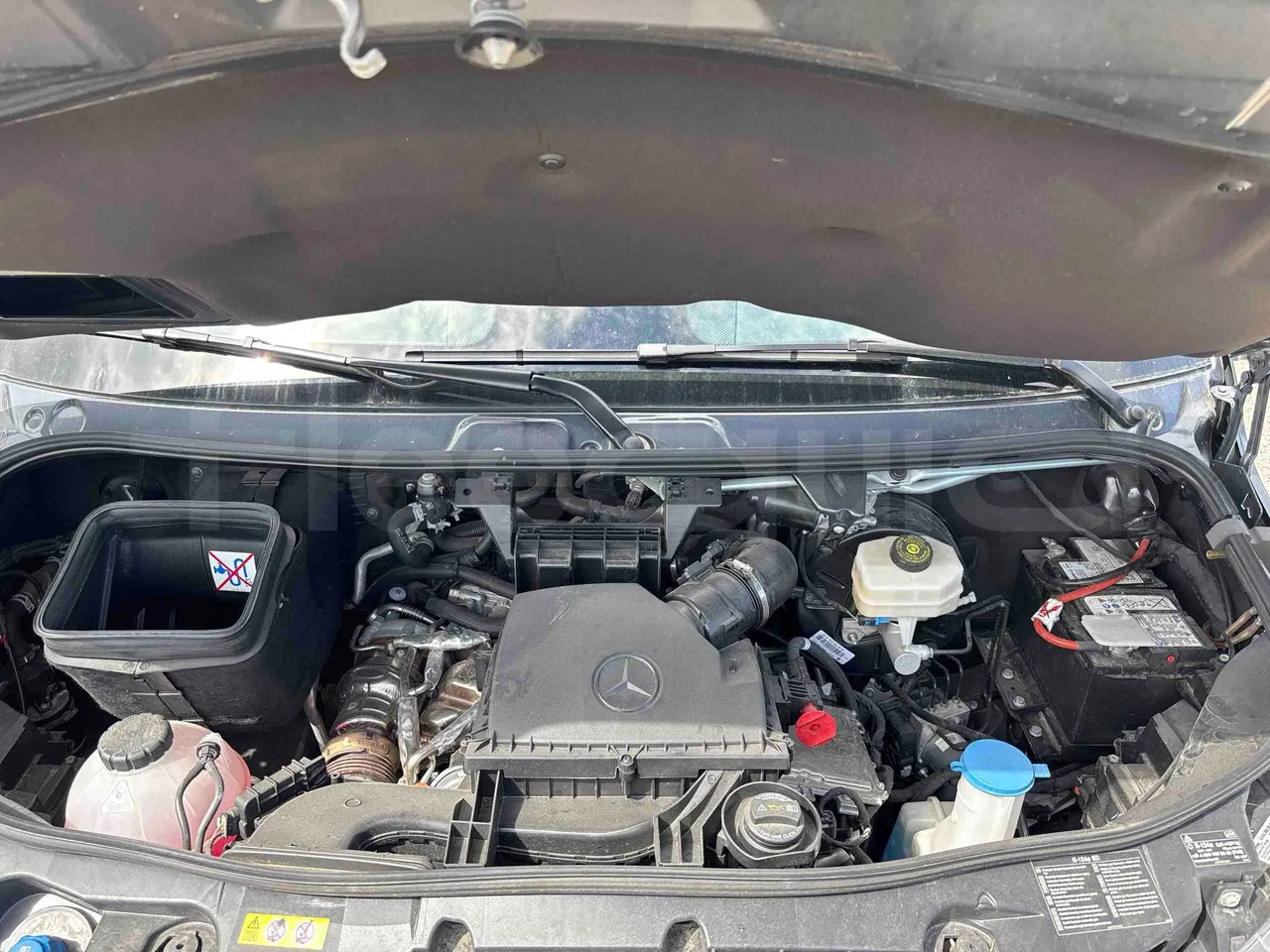 Mercedes-Benz Sprinter - Rear Hatch Open