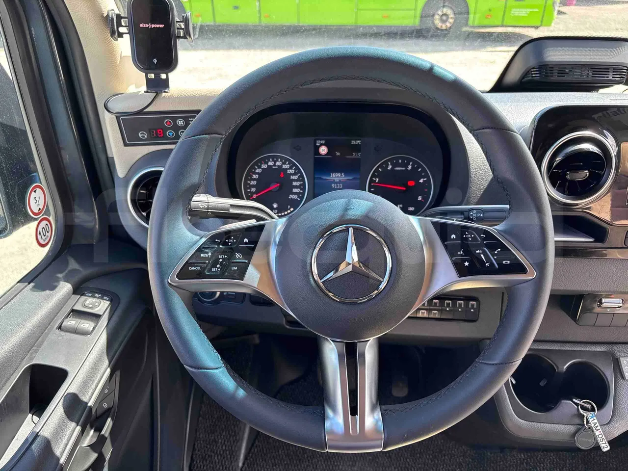 Mercedes-Benz Sprinter - Steering Wheel