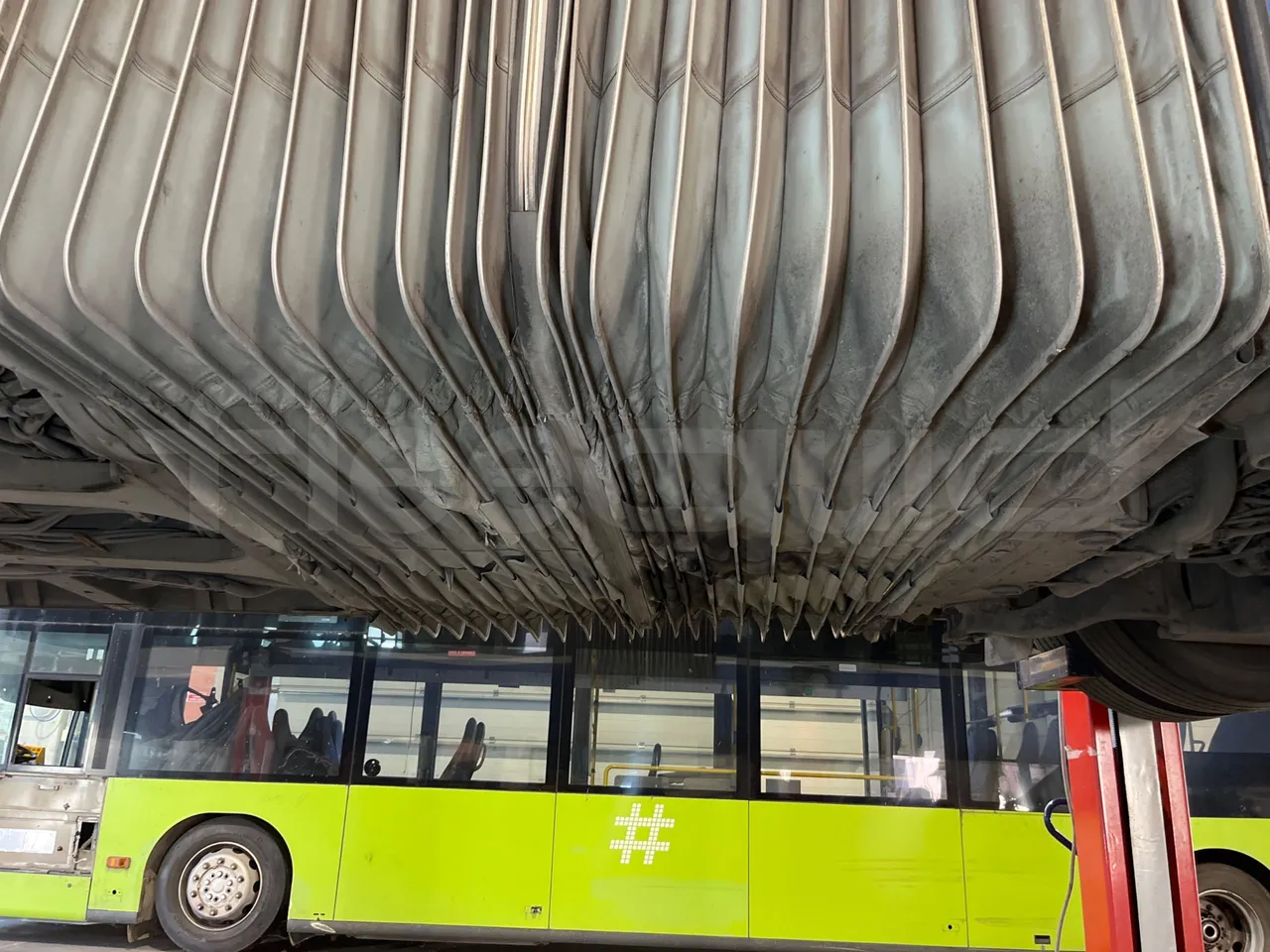 Mercedes-Benz Conecto 628B02-BD1GKEB - Euro 6 - 265 Kw - 17.956 Mt - bellows turntable (18m)