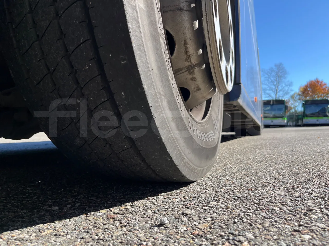 Mercedes-Benz Conecto 628B02-BD1GKEB - Euro 6 - 265 Kw - 17.956 Mt - tread condition front tires left