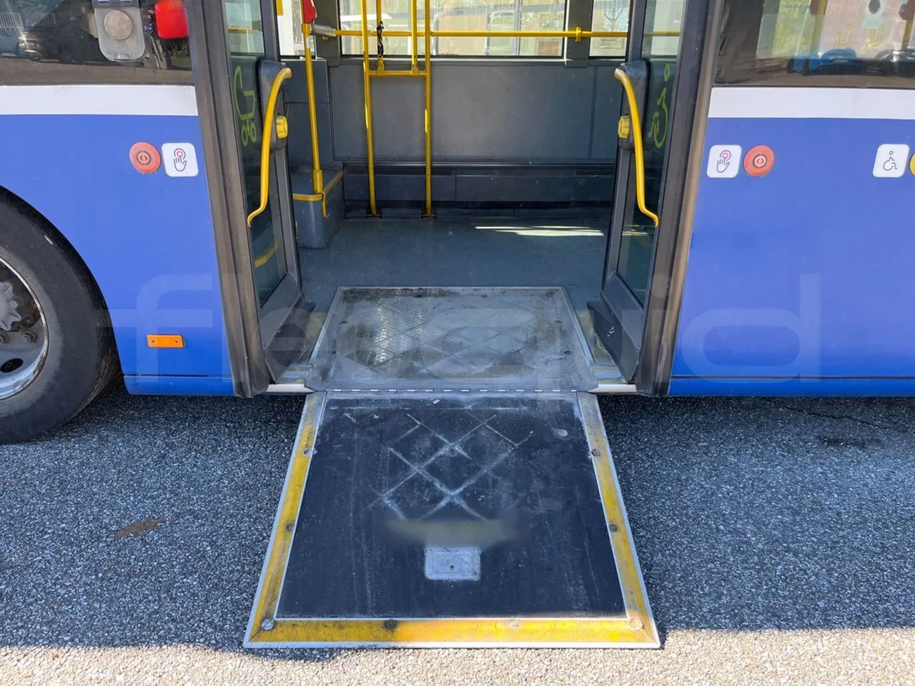 Mercedes-Benz Conecto 628B02-BD1GKEB - Euro 6 - 265 Kw - 17.956 Mt - platform open photo