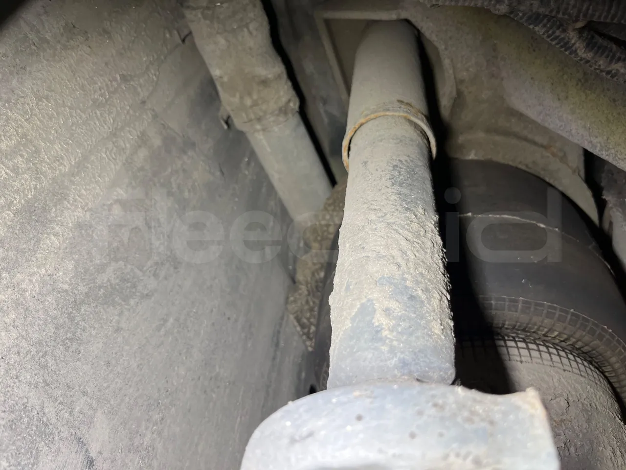 Mercedes-Benz Conecto 628B02-BD1GKEB - Euro 6 - 265 Kw - 17.956 Mt - axle 2 shock absorbers 2 left