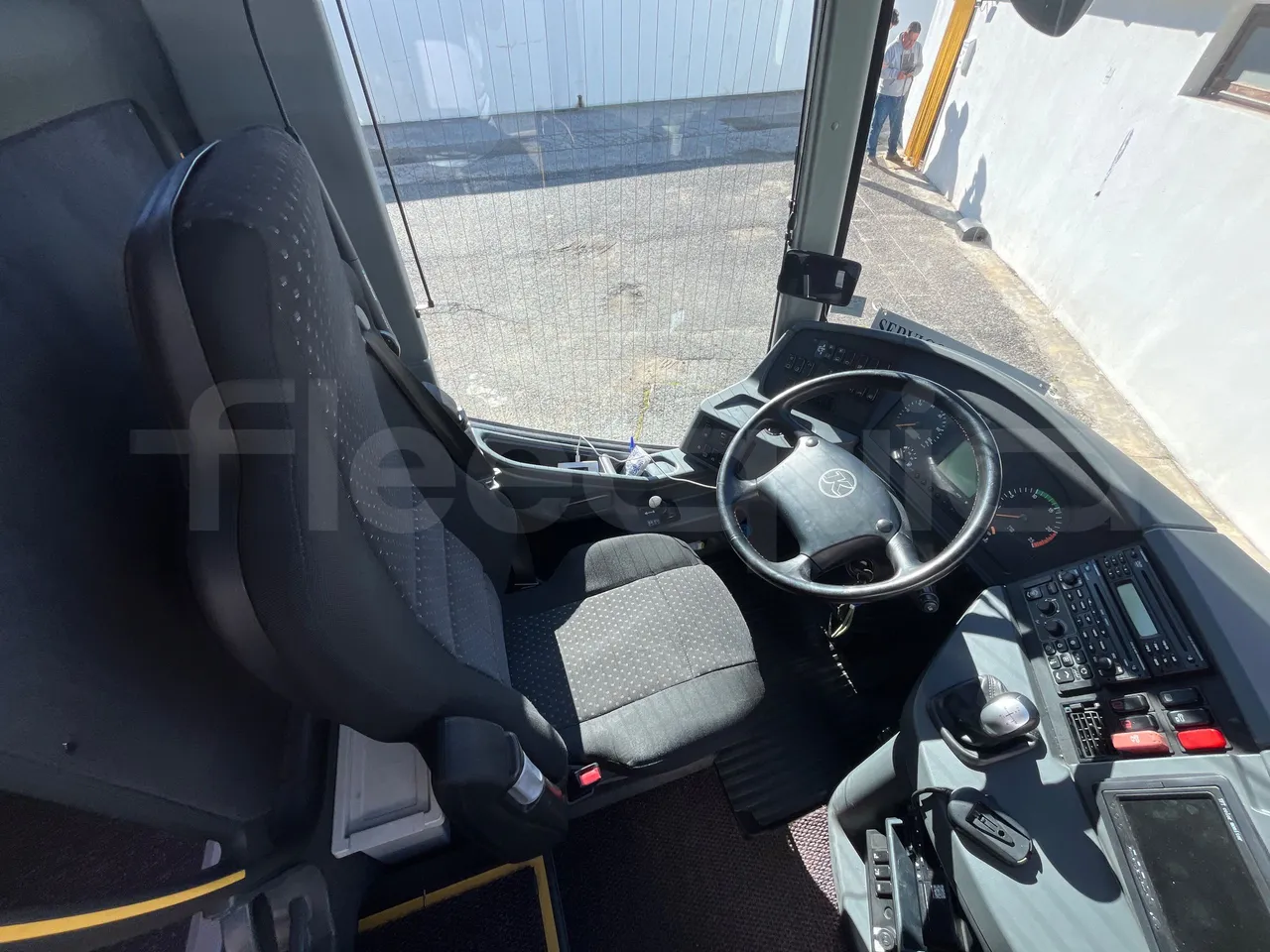 Setra S416 GT-HD - Euro5 - 315kW - 13mt - driver's seat photo