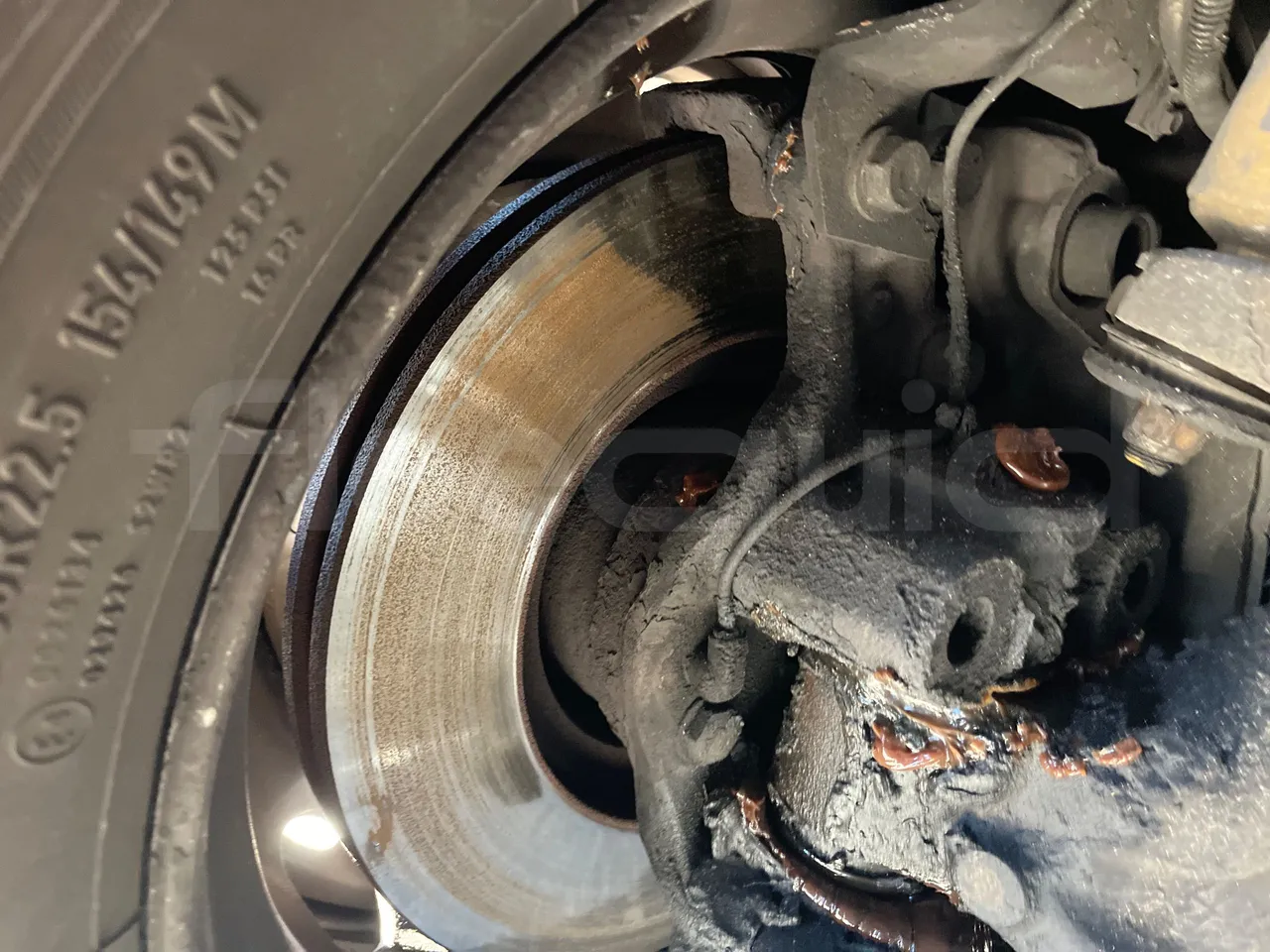 Setra S416 GT-HD - Euro5 - 315kW - 13mt - front discs left