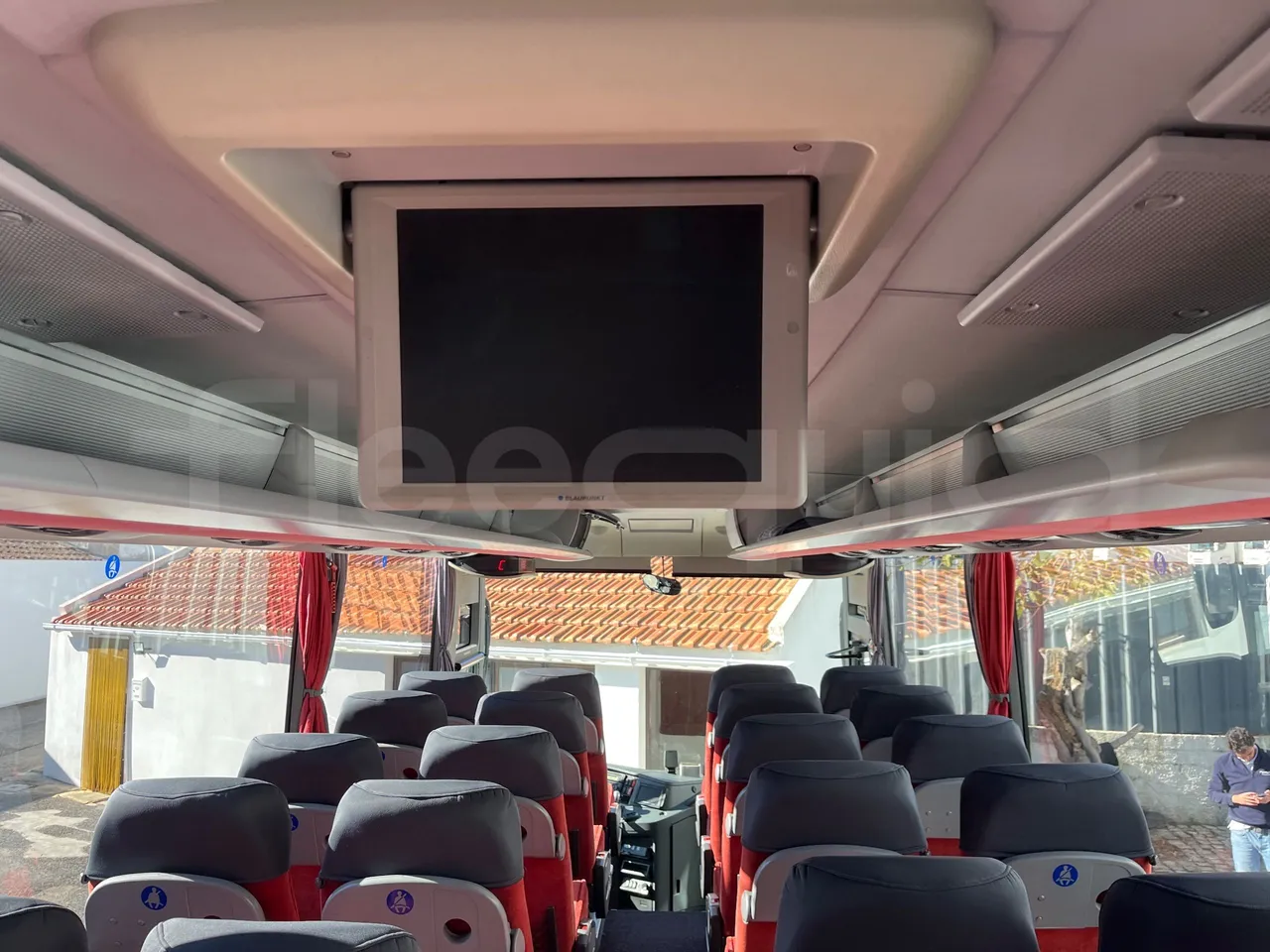 Setra S416 GT-HD - Euro5 - 315kW - 13mt - monitor detail photo