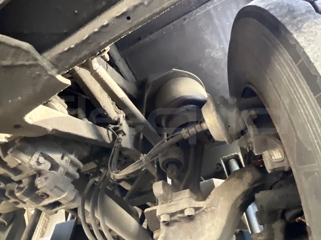 Setra S416 GT-HD - Euro5 - 315kW - 13mt - axel 3 shock absorbers 2 right