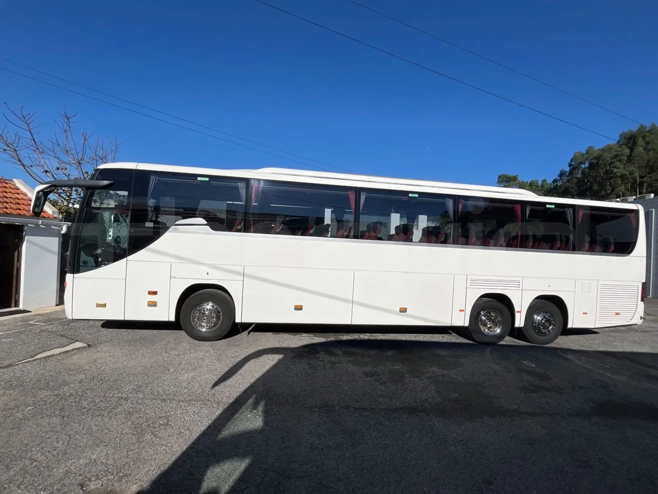 Setra S416 GT-HD - Euro5 - 315kW - 13mt - left side photo
