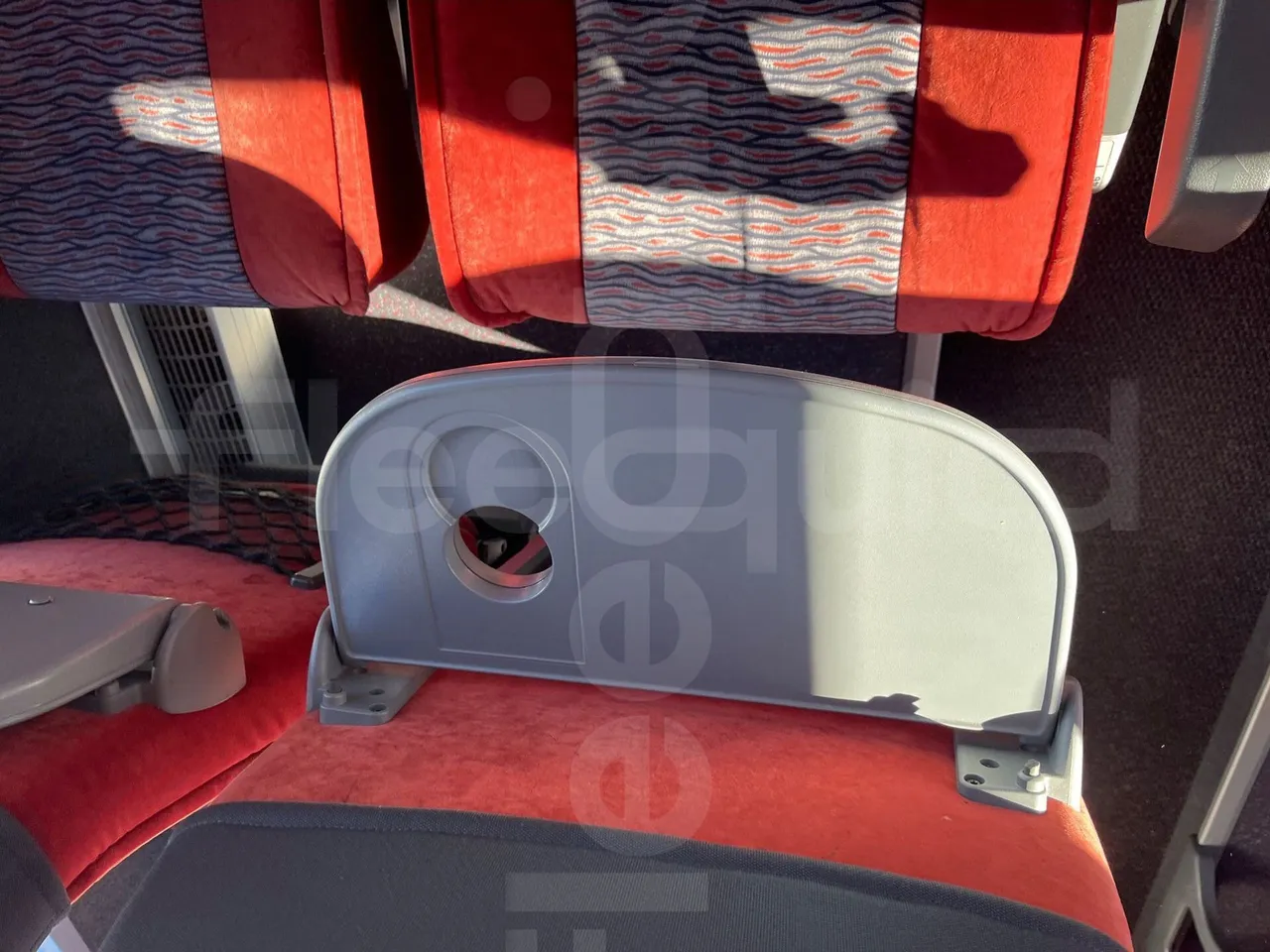 Setra S416 GT-HD - Euro5 - 315kW - 13mt - table detail photo