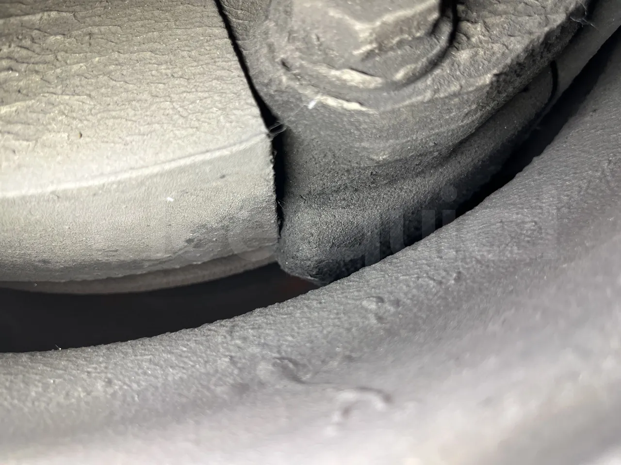 Iveco Crossway - Second Axle Discs Right Side