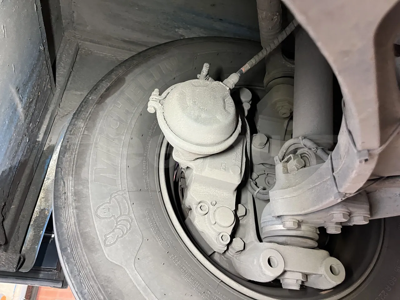 Iveco Crossway - First Axle Brake Calipers Right Side