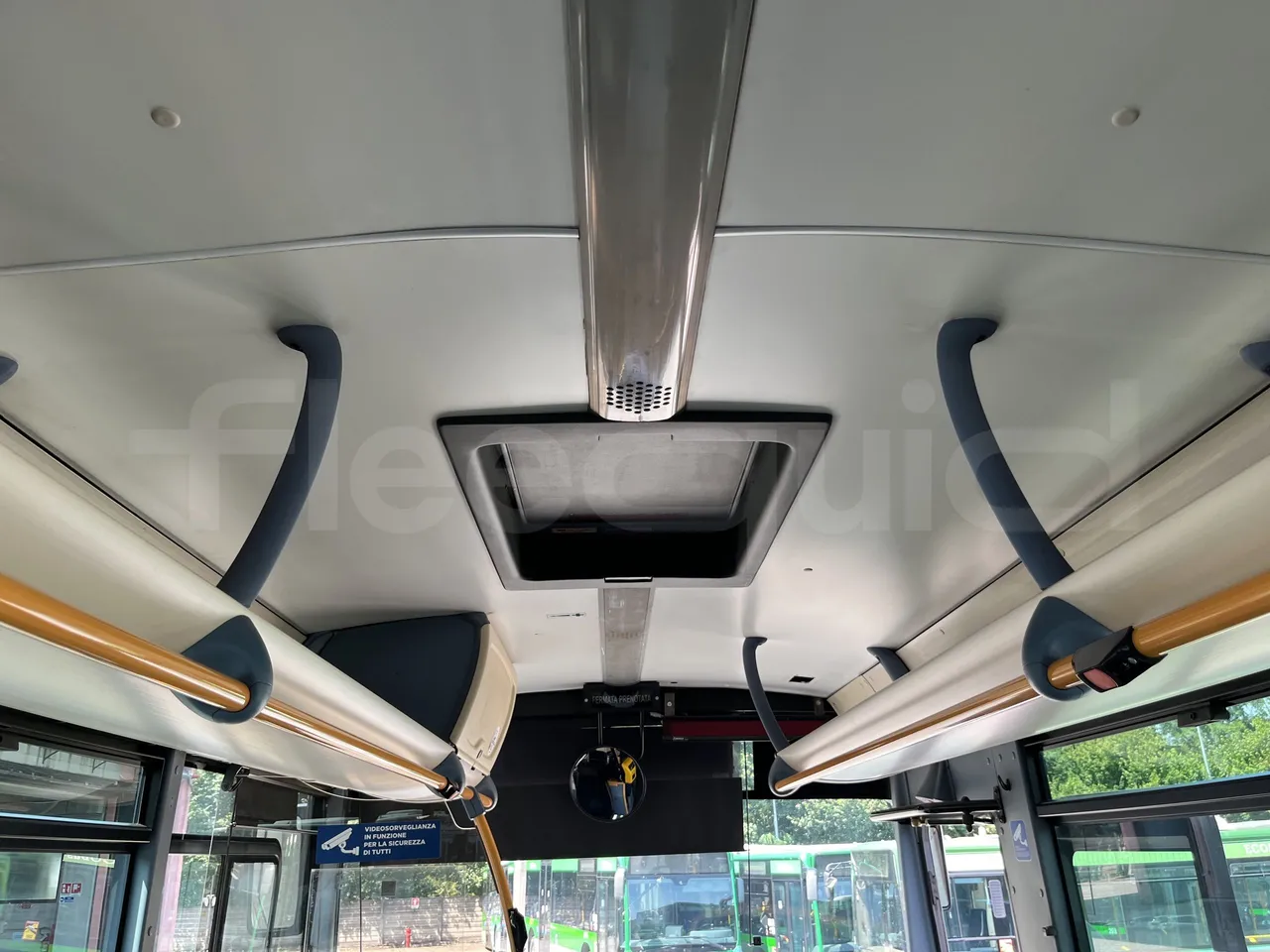 Iveco Crossway - Roof Hatch 2