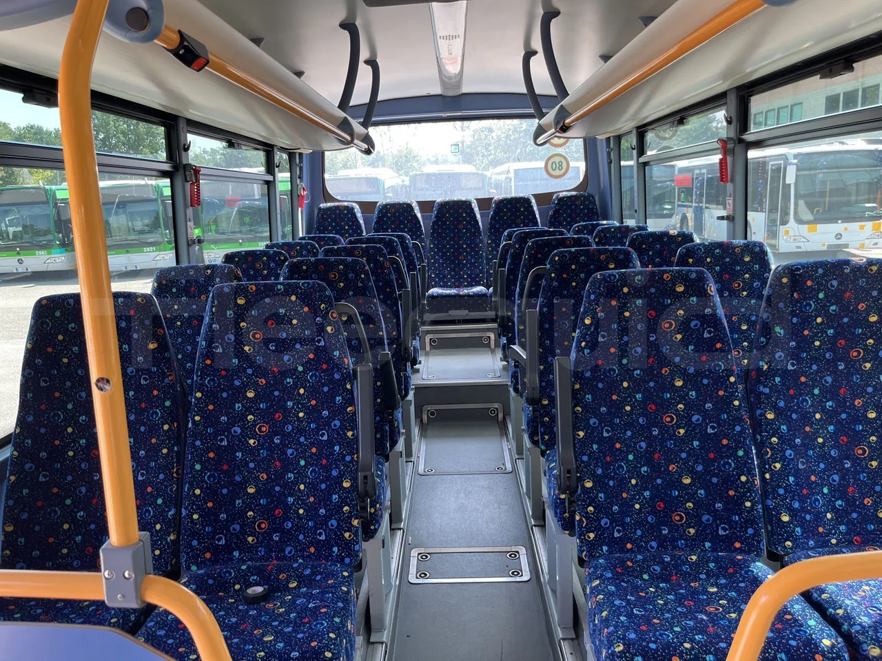 Iveco Crossway - Reverse Seats From Middle Position