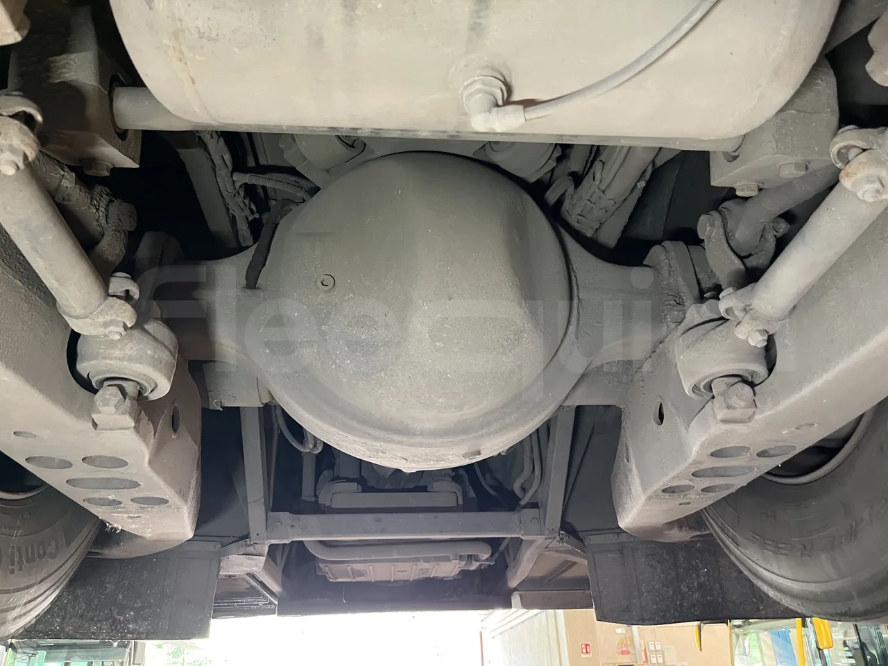 Iveco Crossway - Second Axle Central