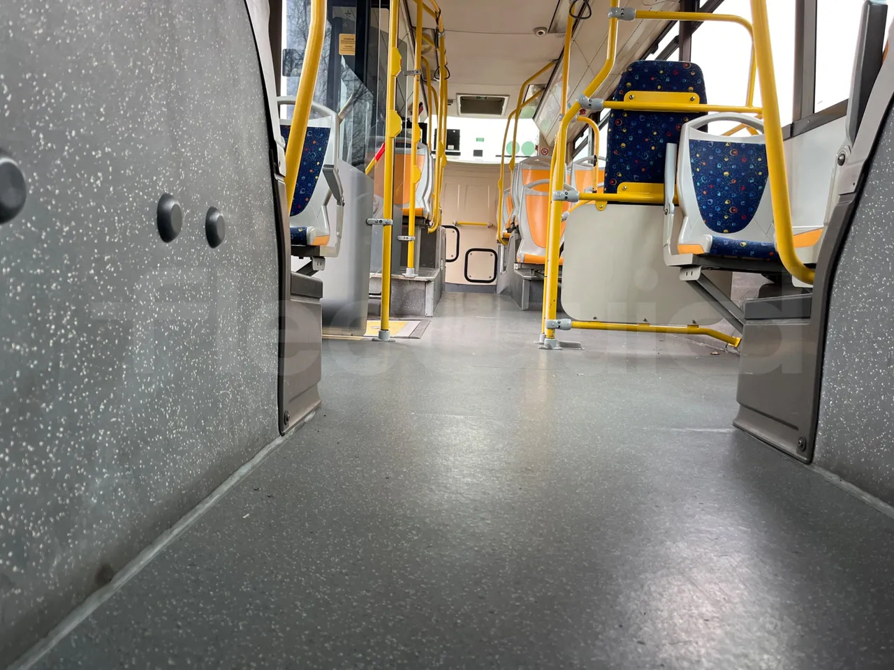 Irisbus Citelis PS09D1 PS09D1-98  - Euro5 - 213kW - 11.990mt - seat brackets photo