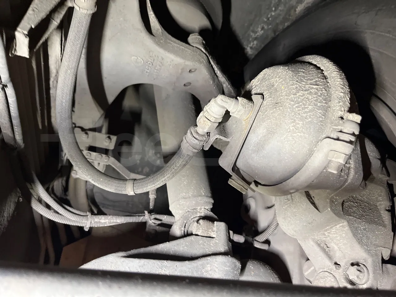 Irisbus Citelis PS09D1 PS09D1-98  - Euro5 - 213kW - 11.990mt - front shock absorbers left