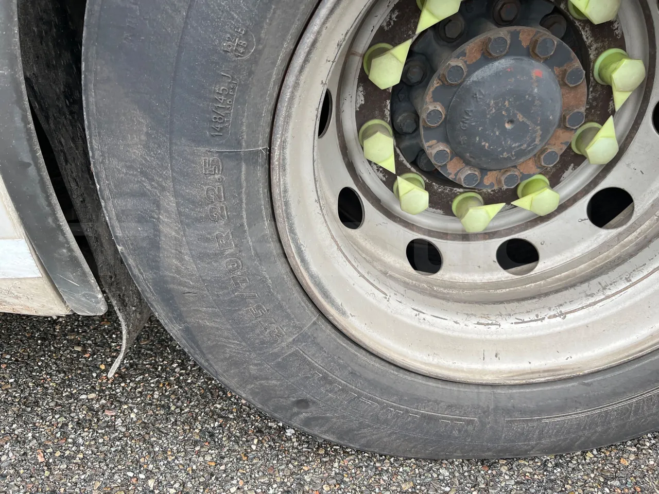 Irisbus Citelis PS09D1 PS09D1-98  - Euro5 - 213kW - 11.990mt - tread condition front tires right