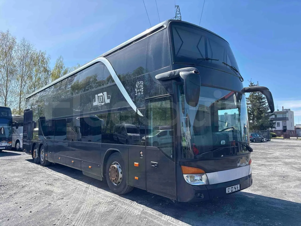 Setra S431   DT - Euro5 - 375kW - 13.870mt - 3/4 front right doors