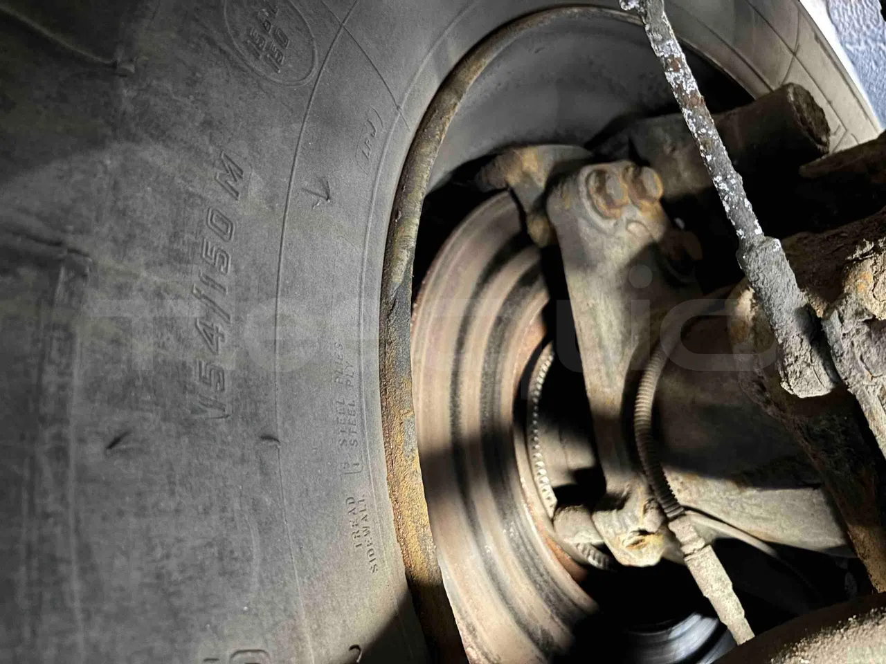 Setra S431   DT - Euro5 - 375kW - 13.870mt - axle 2 discs right