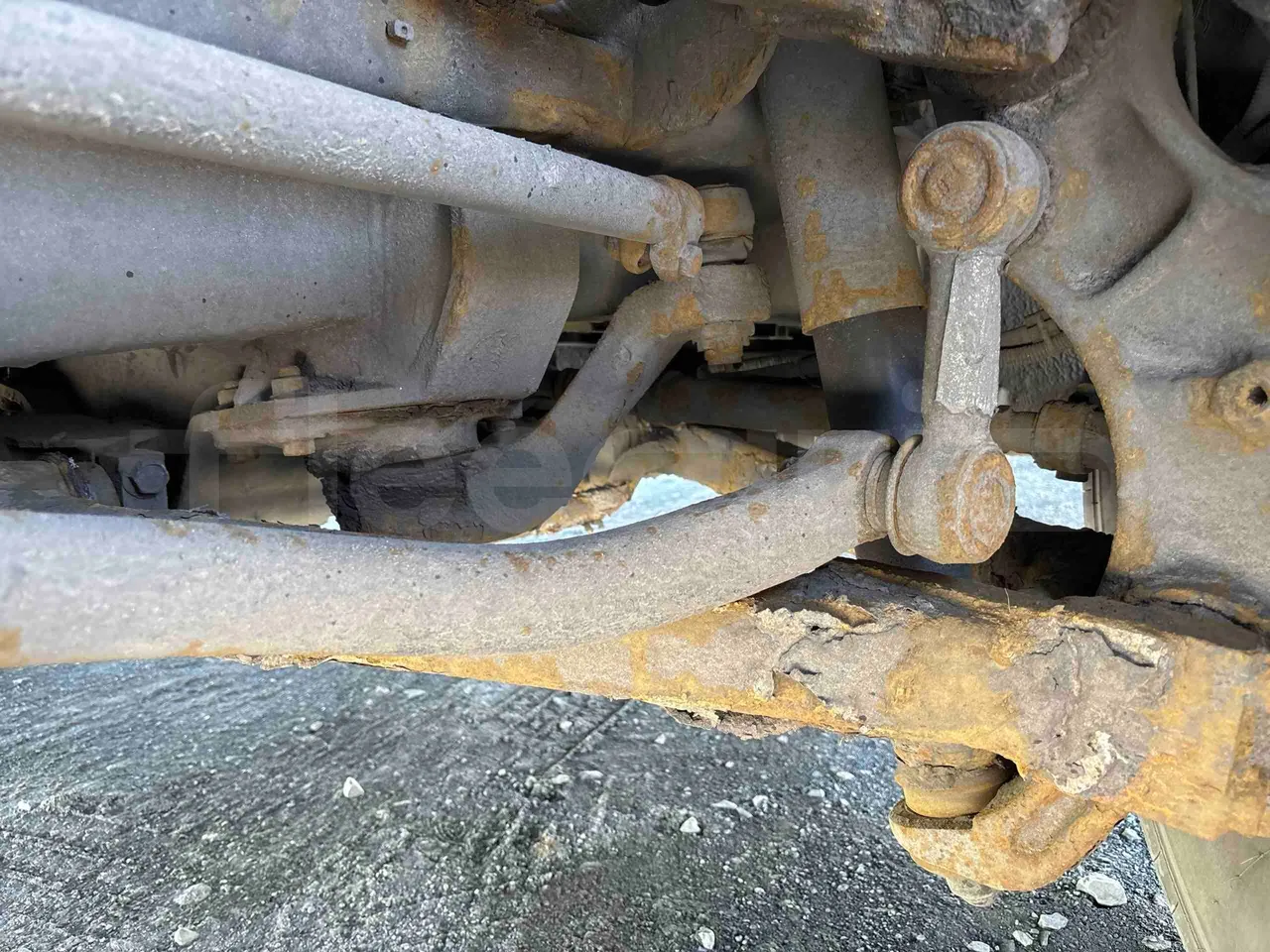 Setra S431   DT - Euro5 - 375kW - 13.870mt - front shock absorbers left