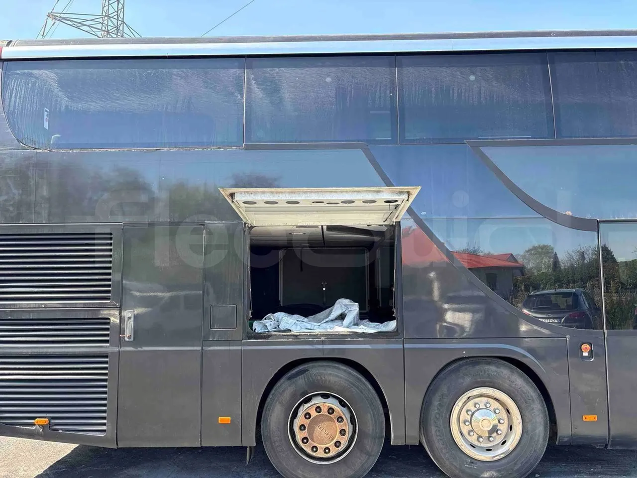 Setra S431   DT - Euro5 - 375kW - 13.870mt - luggage rack photo