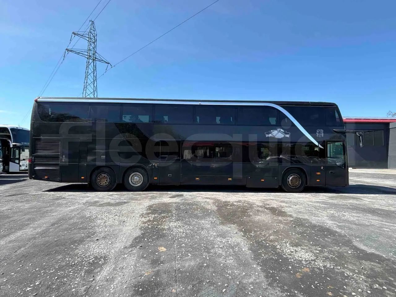 Setra S431   DT - Euro5 - 375kW - 13.870mt - right side doors closed