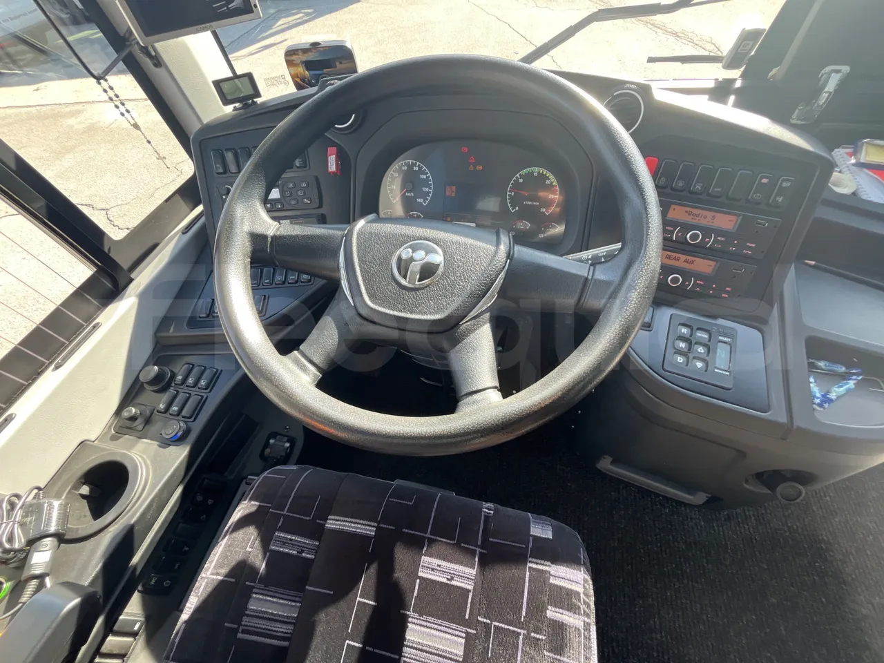 Temsa MD9 A/A3J/1L - Euro 6 - 213 kW - 9.480 mt - buttons panels on