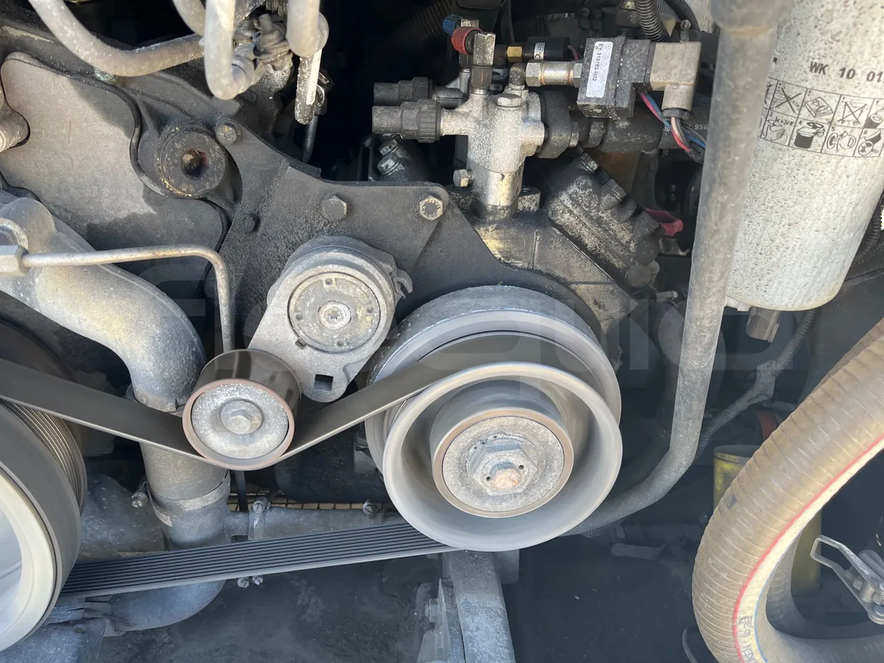 Temsa MD9 A/A3J/1L - Euro 6 - 213 kW - 9.480 mt - air conditioning compressor