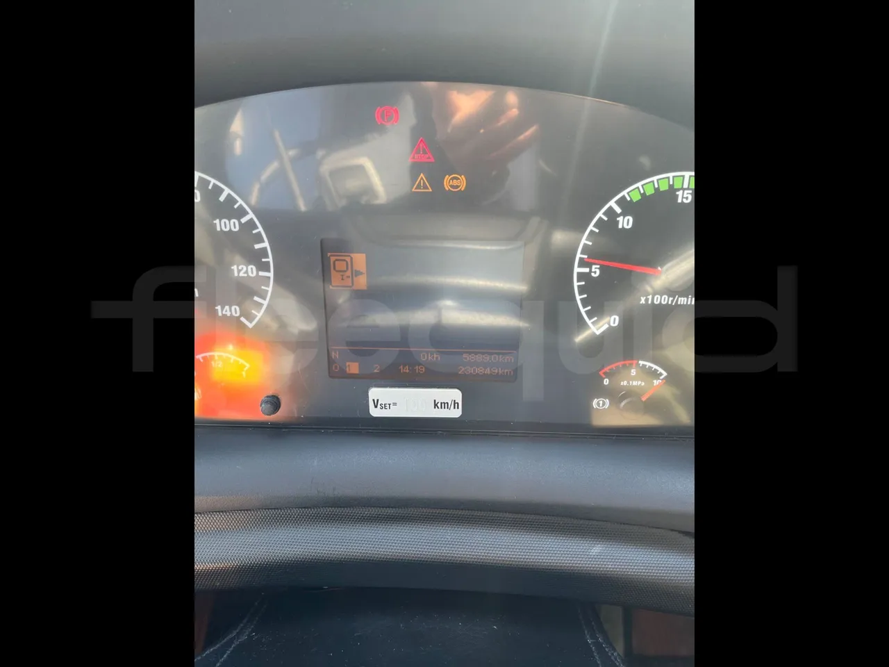 Temsa MD9 A/A3J/1L - Euro 6 - 213 kW - 9.480 mt - dashboard lights on