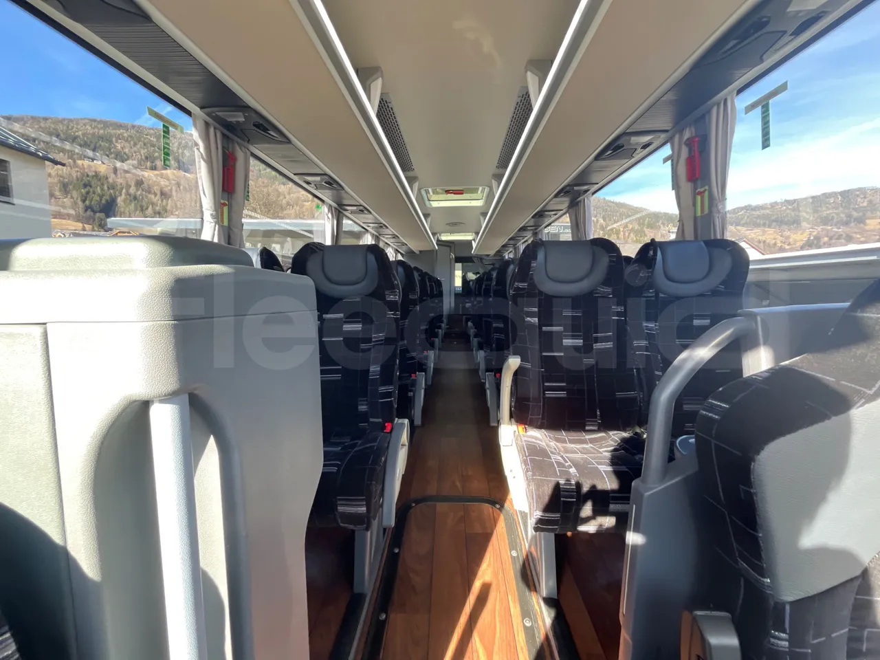 Temsa MD9 A/A3J/1L - Euro 6 - 213 kW - 9.480 mt - interior reverse seats driver height