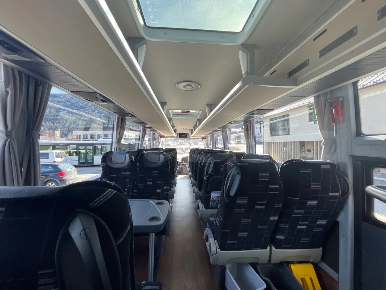 Temsa MD9 A/A3J/1L - Euro 6 - 213 kW - 9.480 mt - forward view all seats last row height