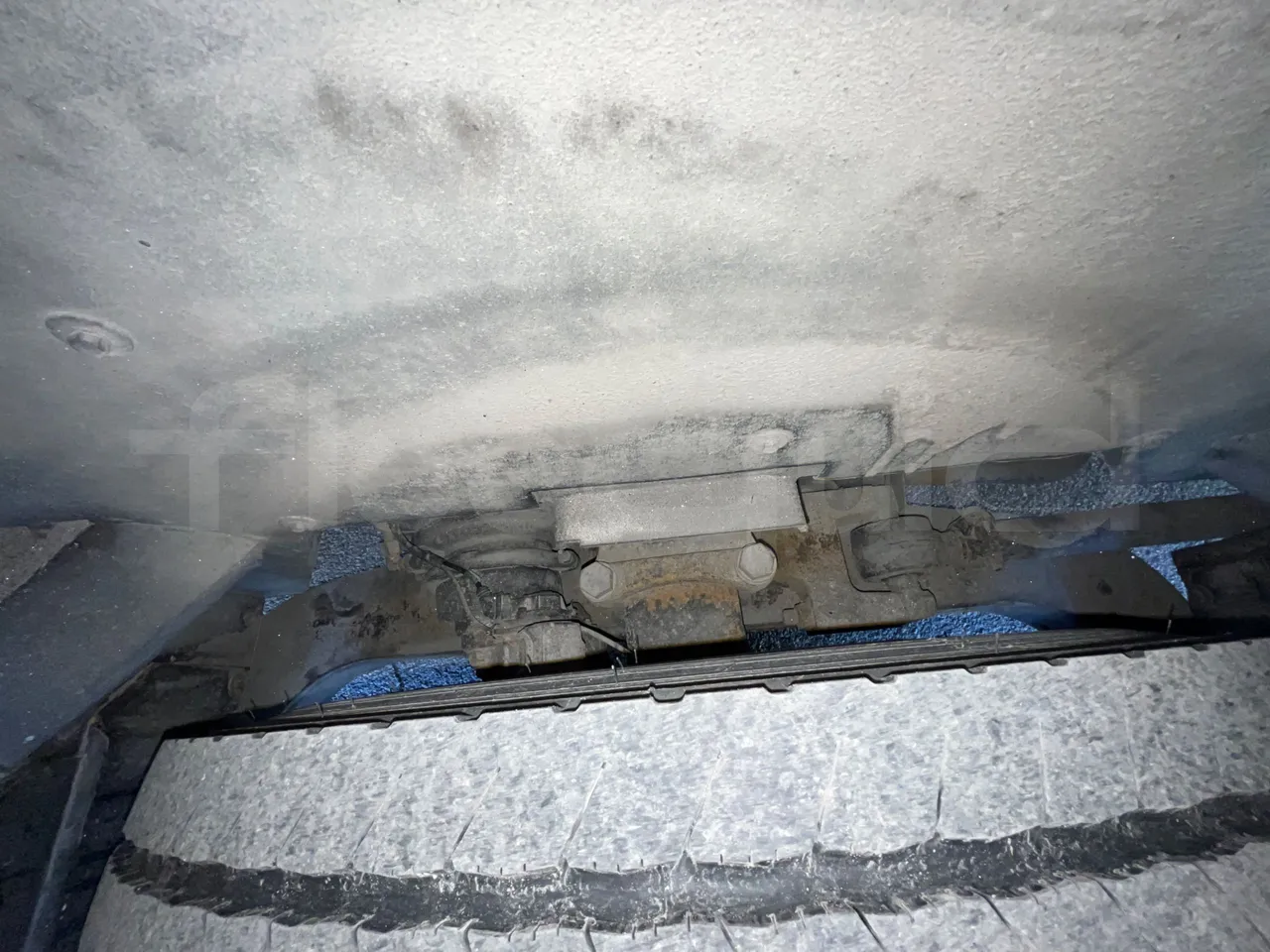 Temsa MD9 A/A3J/1L - Euro 6 - 213 kW - 9.480 mt - axle 2 shock absorbers 1 right