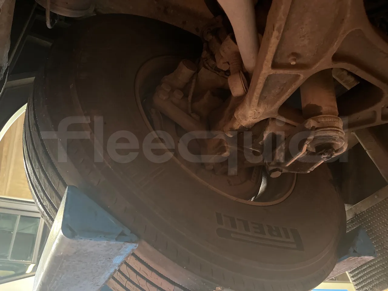 Irizar Scania K380EB - EUR4 - 279kW - 12m - front brake calipers right